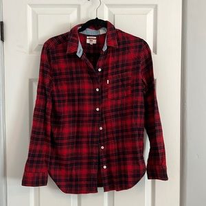 Levi’s button up